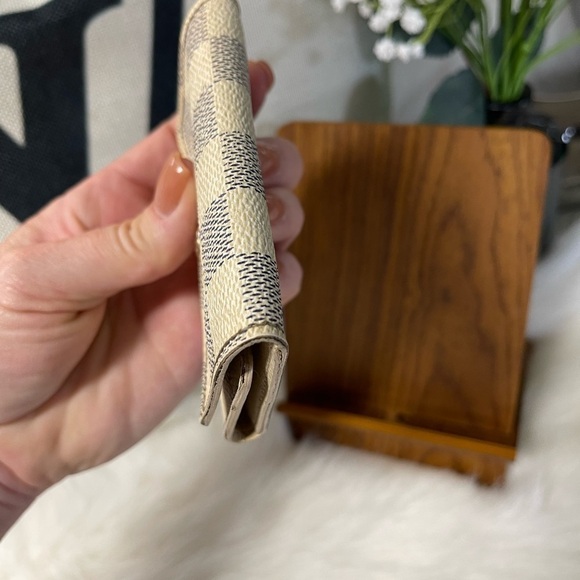 AUTHENTIC LOUIS VUITTON DAMIER AZUR MULTICLES 6 RING KEY CASE - Picture 13 of 13